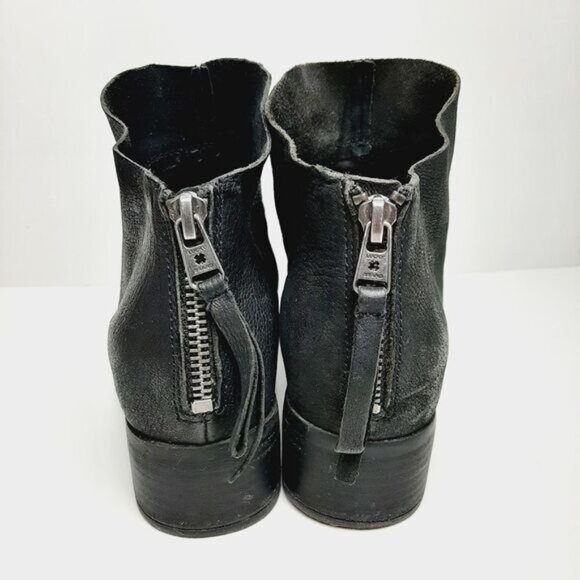 LUCKY BRAND Short Ankle Chelsea Bootie Black Nubuck Leather Low Heel Sz 6 M - Picture 4 of 13